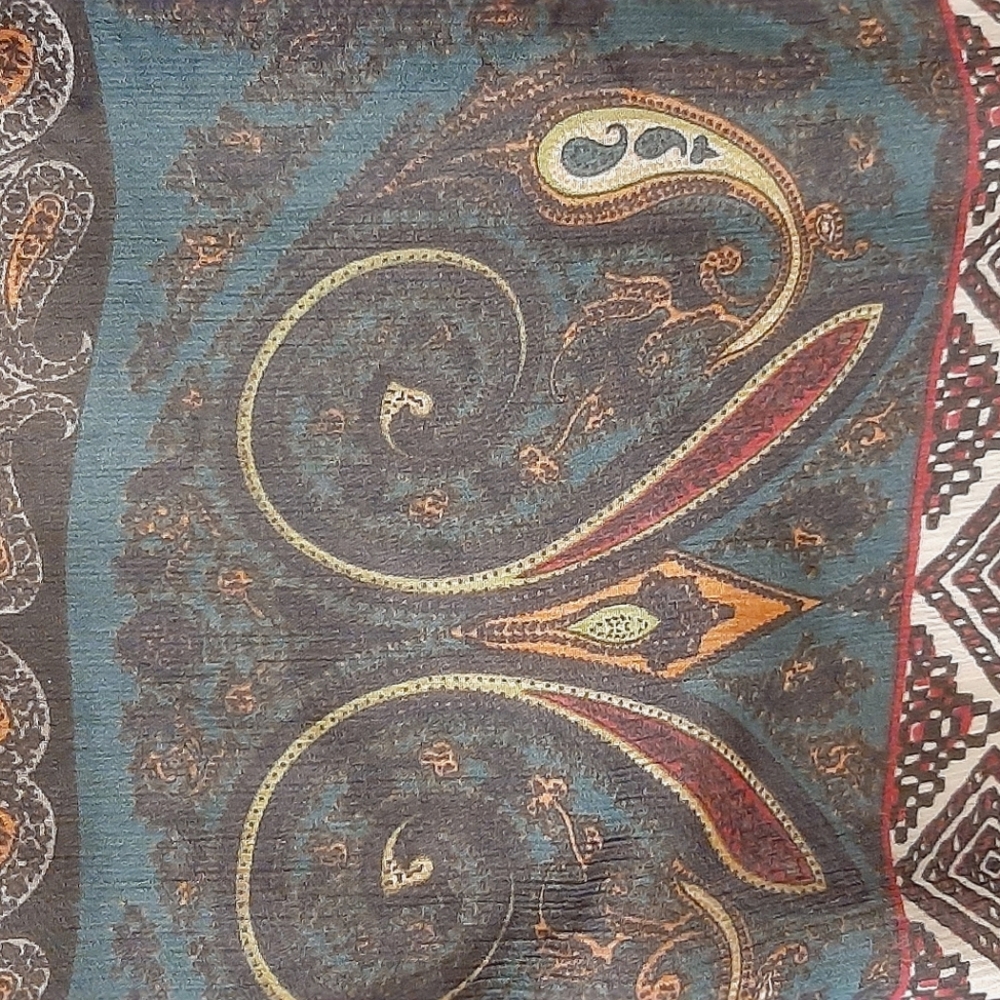 Rayon Scarf with Tassels - Picture 8 of 12